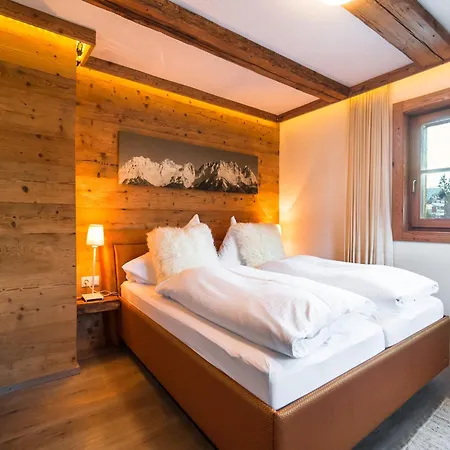 Detached In Near The Lift Chalet