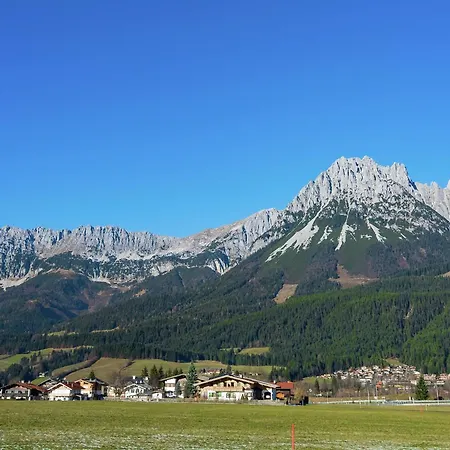 Detached In Near The Lift * Ellmau